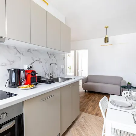 Guestready - Comfortable Nest In La Chapelle Апартаменты Париж